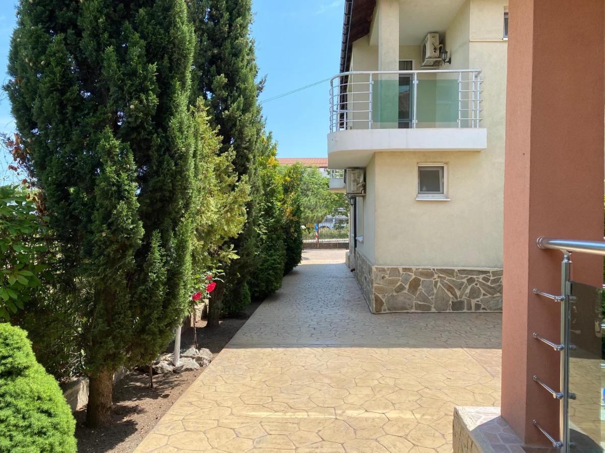 Sunny Guest House Ravda Kültér fotó
