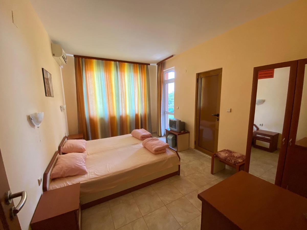 Sunny Guest House Ravda Kültér fotó