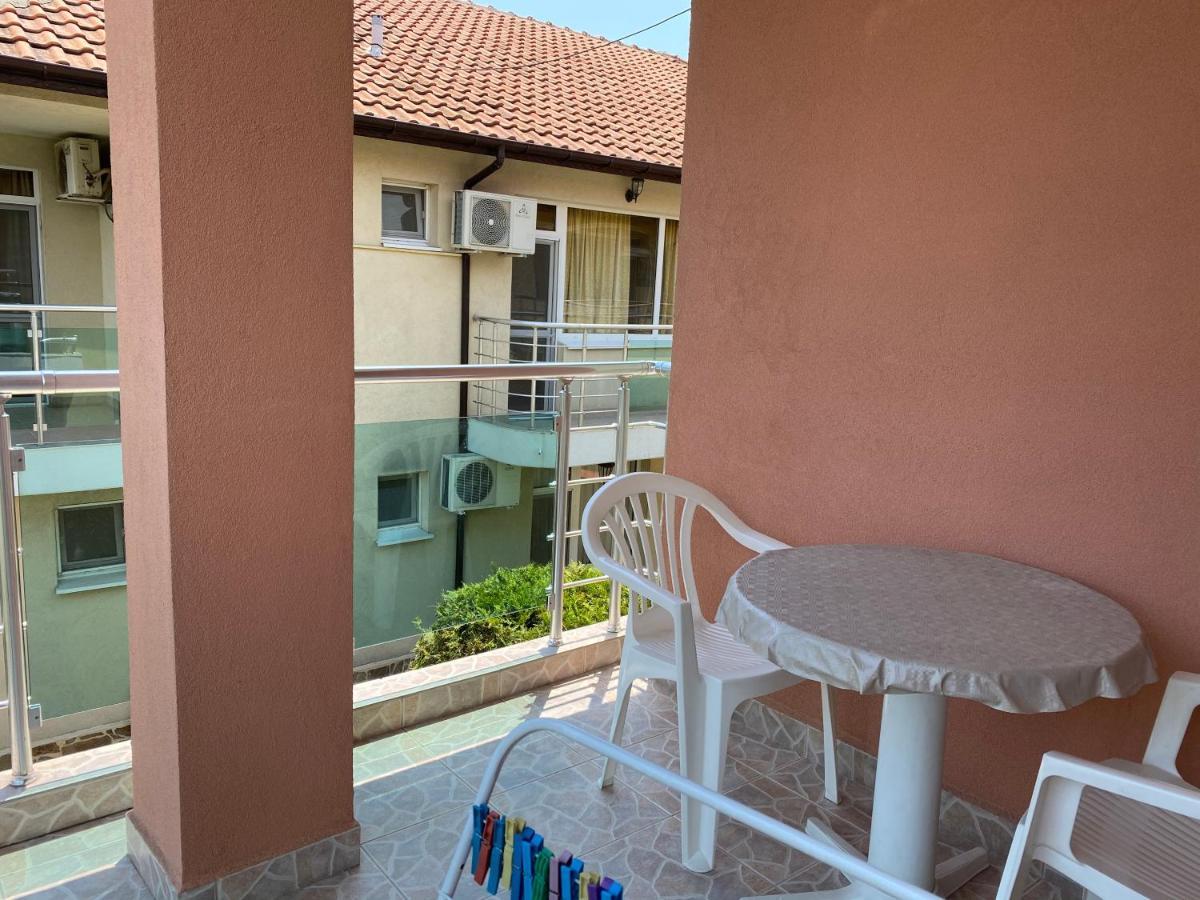 Sunny Guest House Ravda Kültér fotó